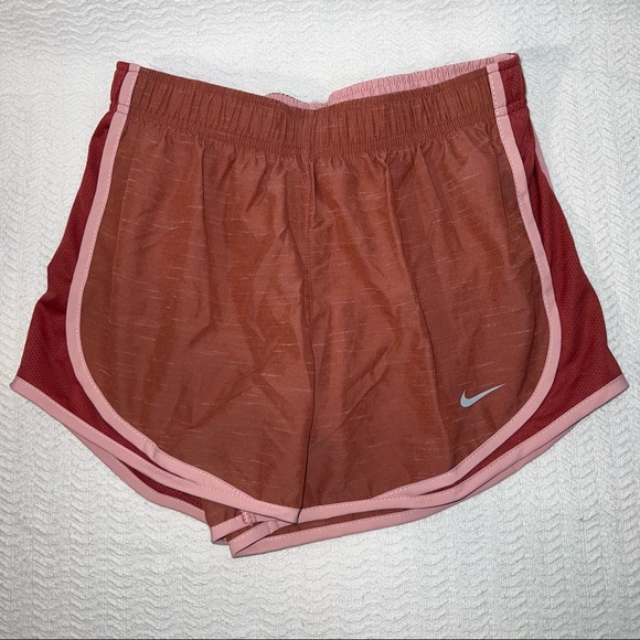Nike Pants - HP ✨ nike / dri fit pink running shorts